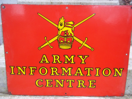 Enamel sign British Army Information Centre. Emaille bord voor het militair aanmeldings kantoor.