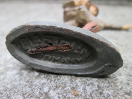 ELASTOLIN American soldaat with pistol. Amerikaanse soldaat met pistool in de aanval