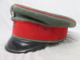 German NCO Artillery cap fieldgrey. Duitse manschappen/ Onderofficierspet feldgrau Artillerie kepie, Würtemberg, zeer nette gebruikte staat met 3 kleine motgaatjes niet storend, zeldzame pet.