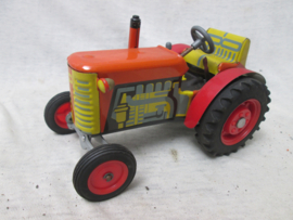 Tin toy tractor, Blikken speelgoed traktor, met schakel bediening. ZETOR