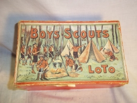 Belgium Lotto game complete with nice scouting drawing on the box.Belgische Lotto doos met leuke afbeelding van de scouting, padvinderij, compleet bespeeld