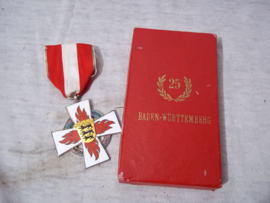 German firedepartment medal 25 years of duty. Duitse brandweer medaille Würtemberg. 25 jaar trouwe dienst.
