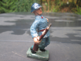 DURSO soldier hit by a bullit. Soldaat dodelijk getroffen.