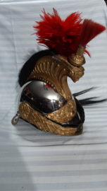 French Currasier helmet, officer, goldplated, Franse kurassiers helm officier met vuurvergulde uitmonstering, compleet met binnenwerk, zeer nette staat.