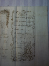 Met goud op stof gedrukt 37-23 cm. het theater programma over de 25 jaar geleden veldslag  1885- 1910  TUYEN-QUANG  Soiree Theatrale van het 1e Regiment legion Etrangere Vreemdelingen legioen zeer zeldzaam en apart.