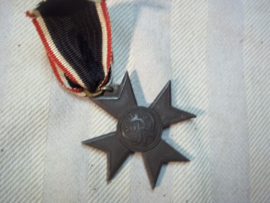 German medal, Für Kriegshilfsdienst. Duitse verdienst medaille met lint