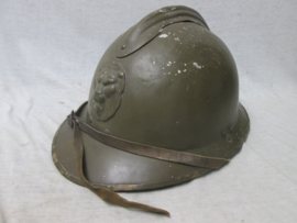 Belgium lightweight aluminium officers helmet 1930 pattern. maker FONSON in Brussel. Belgische aliminium officiershelm, originele kleur FONSON Brussel is de maker aparte helm, model 1930.