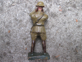 DURSO British soldier officer with binocular. Engelse officier met verrekijker.