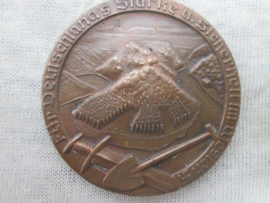 German medal plaque Westwall. Für Deutschland's Stärke und Sicherheit im Westen. diameter 4,8 cm.