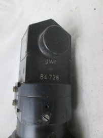 German tank sight Pz.B.W.F. 8. Duitse kijker in de originele kleur met Waffen ambt Abnahme stempels Wehrmacht Panzer Beobachtungs Winkel Fernrohr. Optisch goed.
