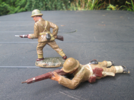 2 Japanese soldiers. 2 Japanse soldaten.