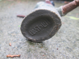 ELASTOLIN 10 cm. German soldier with spike helmet attacking. Duitse soldaat met pickelhaube in de aanval goede staat antiek speelgoed.