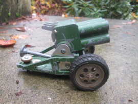 ASTRA made in England metal gun 1948 Meccano very rare  bullits are gone.