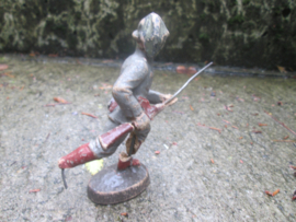 ELASTOLIN 10 cm Italian soldier Bergsalieri damaged feet. Italiaanse alpine jager beschadigde voet, antiek speelgoed.