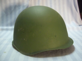 Russian steelhelmet post war. Russische na-oorlogse helm, lijkt veel op het laatste model Russische helm uit WO2, perfect reenactment helm.