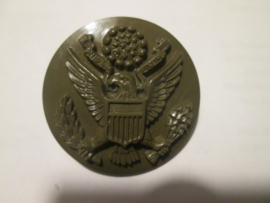 US- Army NCO cap badge made of plastic. Amerikaans petembleem manschappen , gemaakt in plastic . apart
