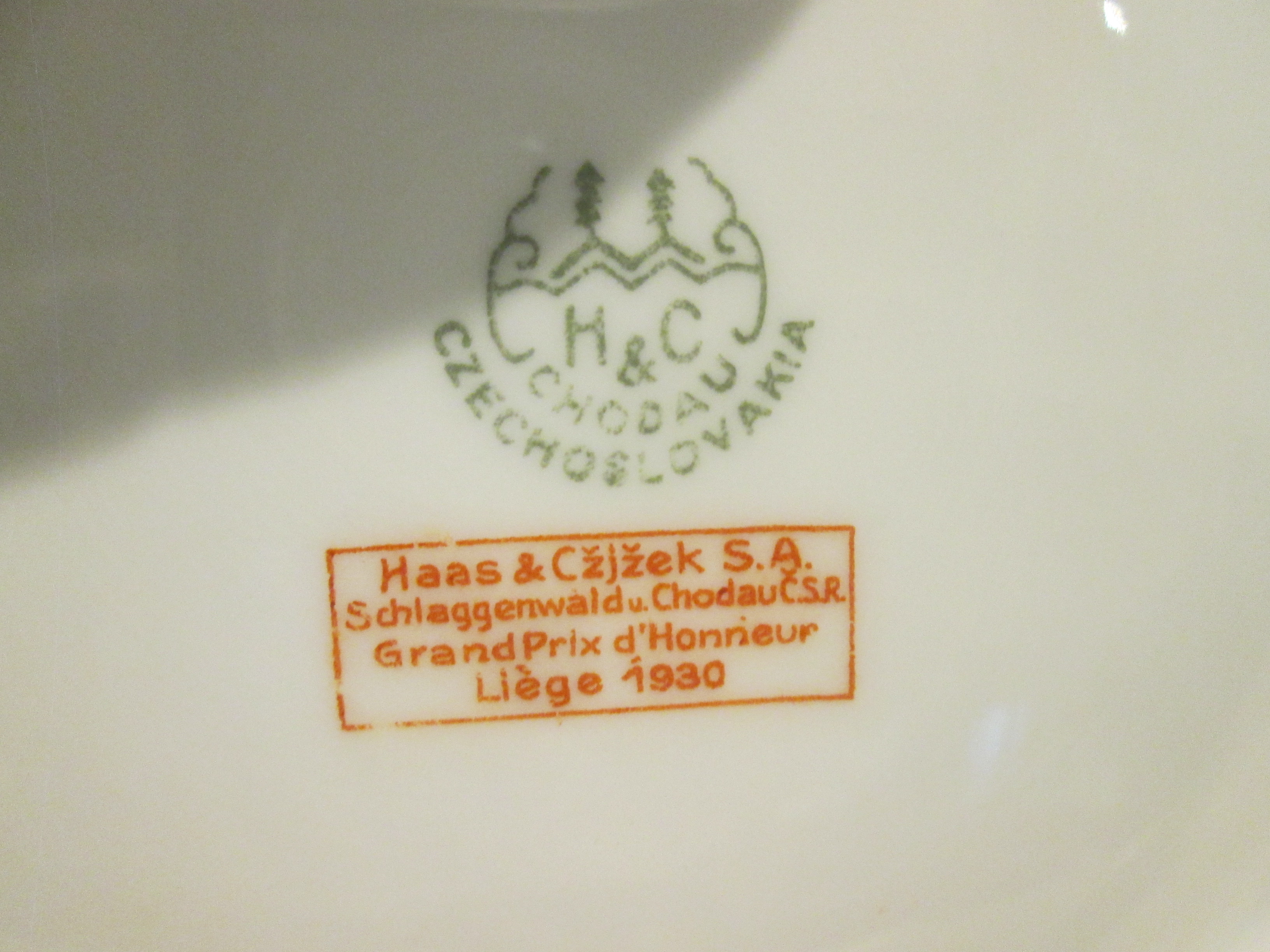 Belgium pre WW2 officers mess bowl. Belgische porseleinen kom met regiments embleem voor WO2