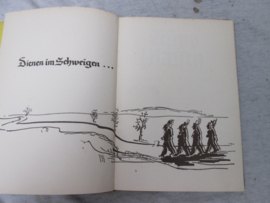 Book, Buch Boek TRÜPP PLASSEN - Alfred Weidemann. boek over Arbeidsdienst en Hitler- Jugend HJ. met veel foto's.