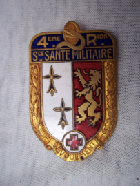 Franse borsthanger embleem Geneeskundige Dienst, Medical Corps.