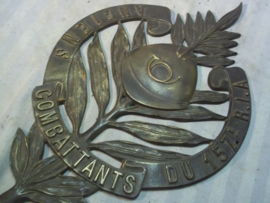 Bronse remembrance plaque French regiment WW1 157 R.I.A. Regiment Infanterie Alpin. Bronzen plaquette zeldzaam, 48 bij 29 cm. 1,7 kilogram.
