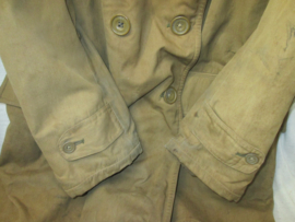 US-Army coat british made Mackinaw o.d. enlisted man size 38 - 1944 Amerikaanse jas geliefd bij soldaten jeepcoat met etiket 1944 gedateerd in Engeland gemaakt voor het US leger. gedragen staat.