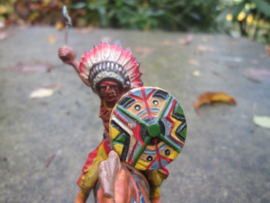 ELASTOLIN Indian on horse Indiaan te paard met bijl en schild