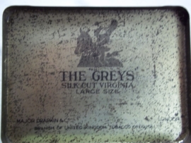 Military cigaret tin THE GREYS, nice condition. Engels sigaretten blikje goede staat