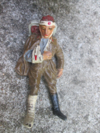 ELASTOLIN Wounded Belgium soldier, Gewonde Belgische soldaat TOP stuk zeldzaam.