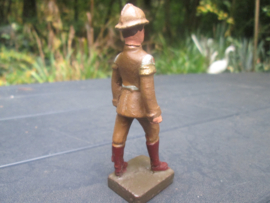LINEOL Belgium soldier 10 cm. Belgische soldaat groot model. muziek