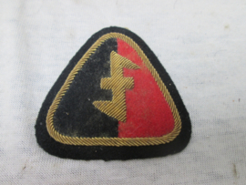 Dutch collaboration NSB- WA cap badge. Nederlands petembleem NSB-WA met wolfsangel.