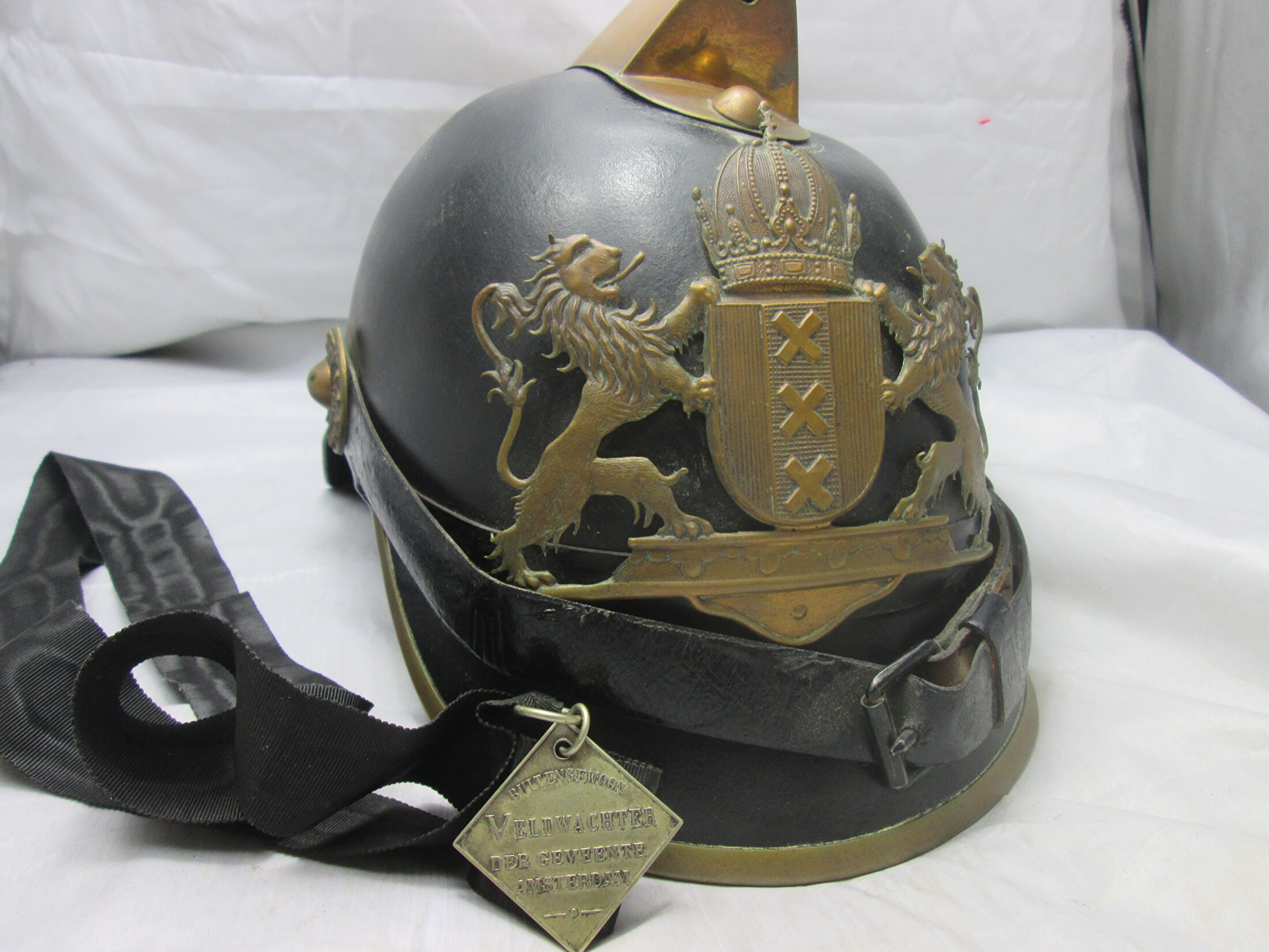 veldwachters helm Amsterdam veldwachters helm Amsterdam