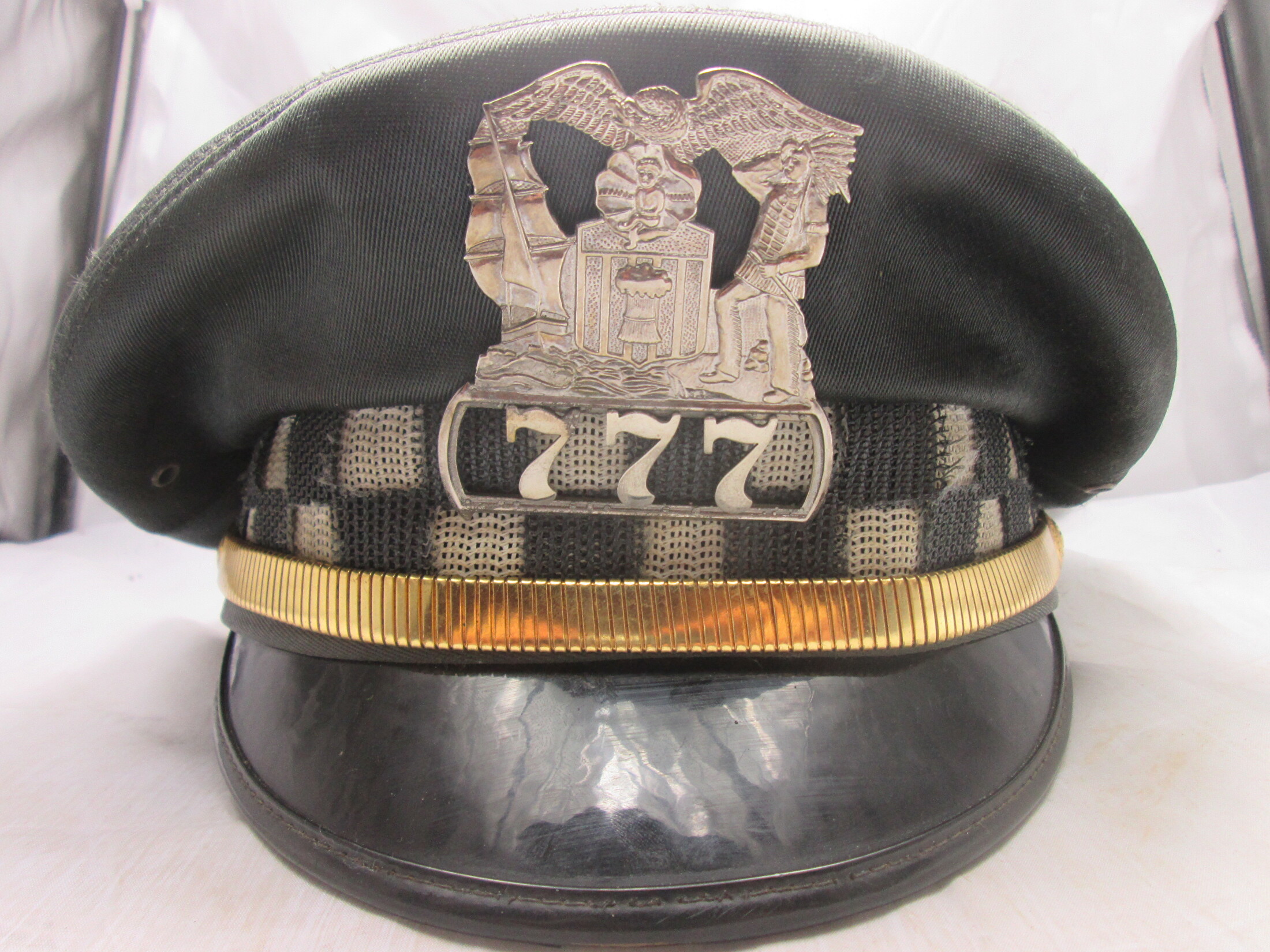 Police cap US Chicago