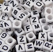 vierkante alfabetkralen wit, 10x10mm per stuk
