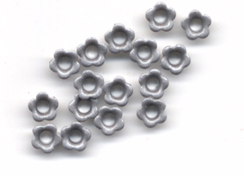 10 bloementjes eyelets zilver