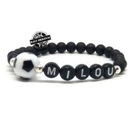 Naam armband (of voetbalclub armband) met voetbal.  Kies zelf je kleur