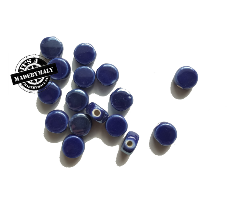 vlakke keramische kraal blauw 8mm