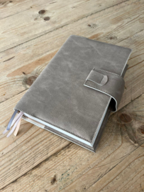 Bijbelhoes Vegan Leather Grijs/Taupe
