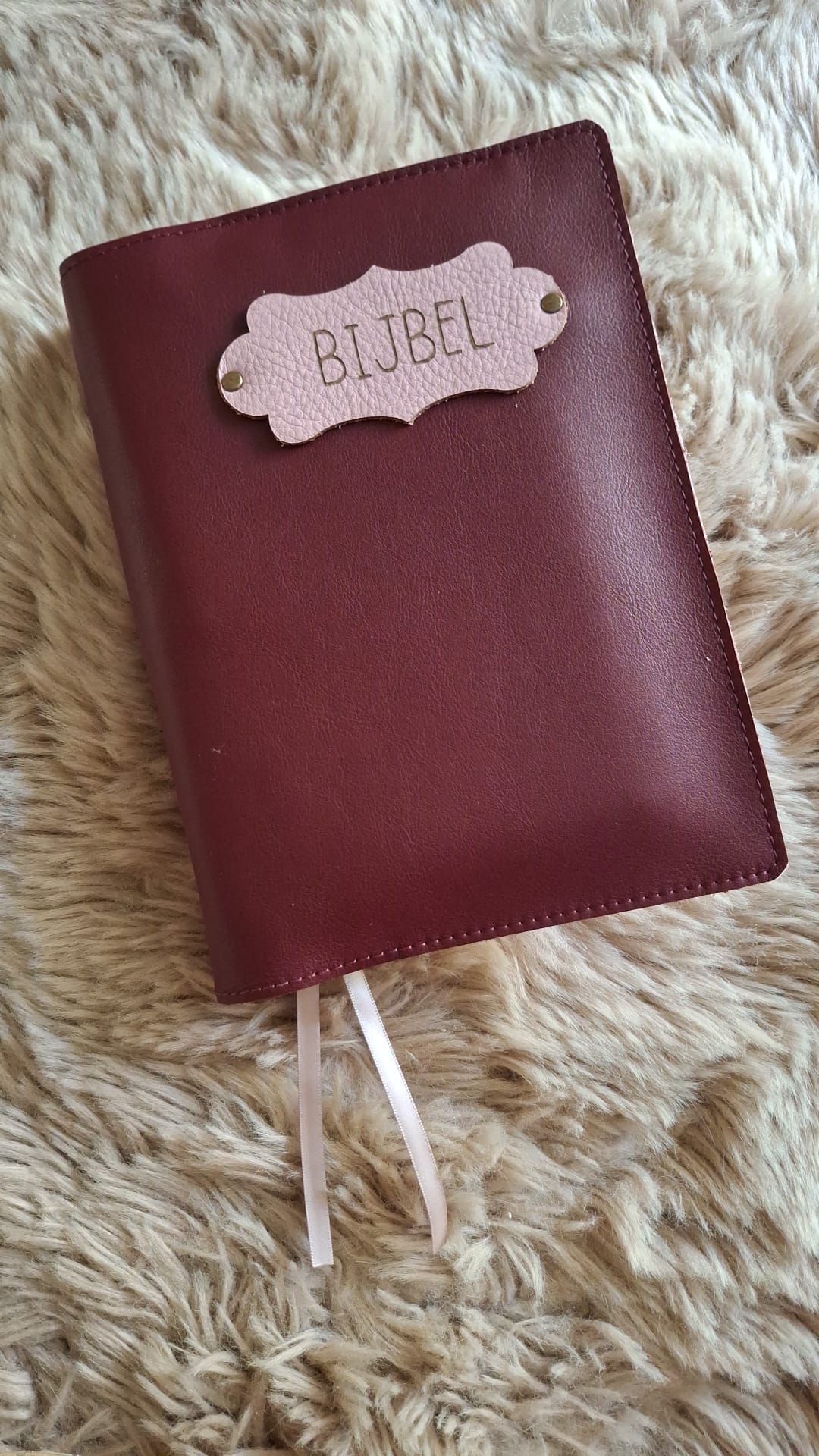 BMU 20,8: Bijbelhoes leer Aubergine