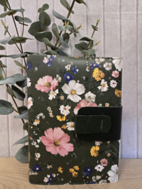 BMU 20,8: Bijbelhoes Kunstleer met print mini bloemen Green