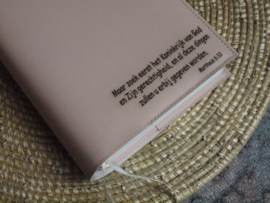 Bijbelhoes Vegan Leather Zacht Peach