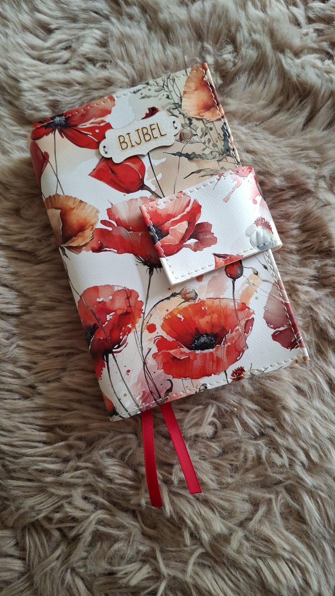 Bijbelhoes Kunstleer bloemen klaprozen geschilderd voor de JB Schoolbijbel