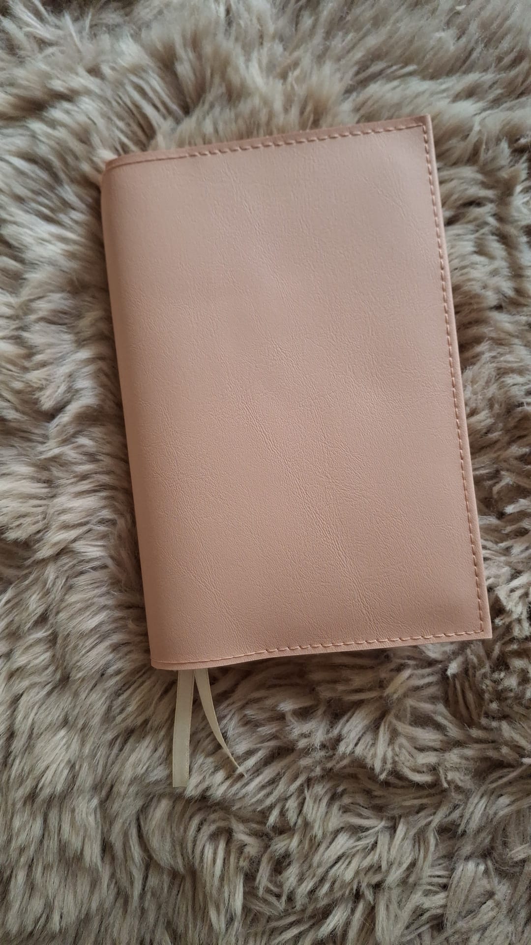 NBG korenaar: Bijbelhoes Vegan Leather Zacht Peach