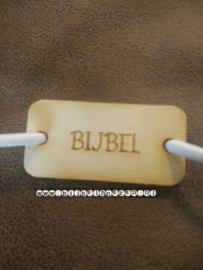 Houten label 'BIJBEL' (groot)