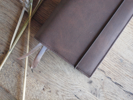 Bijbelhoes Vegan Leather Mocca