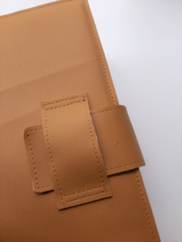 Luxe bijbelhoes Vegan Leather met inschuifsluiting (in verschillende kleuren te bestellen)