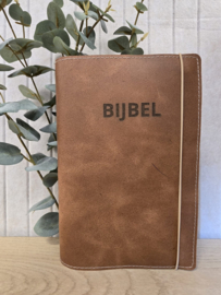 Het Leven  NT: Bijbelhoes vintage leer bruin