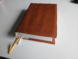 Bijbelhoes leer Cognac