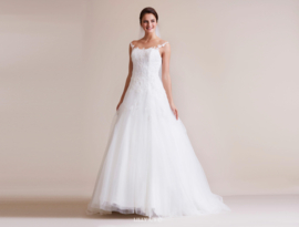 Bruidsjurk Lilly Bridal maat 32, 34, 36