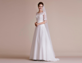 Trouwjurk Lilly Bridal maat 34, 36