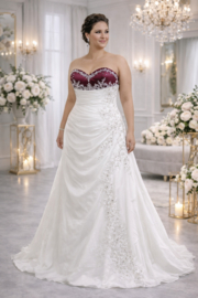 Trouwjurk wit met bordeaux grote maten 44-46